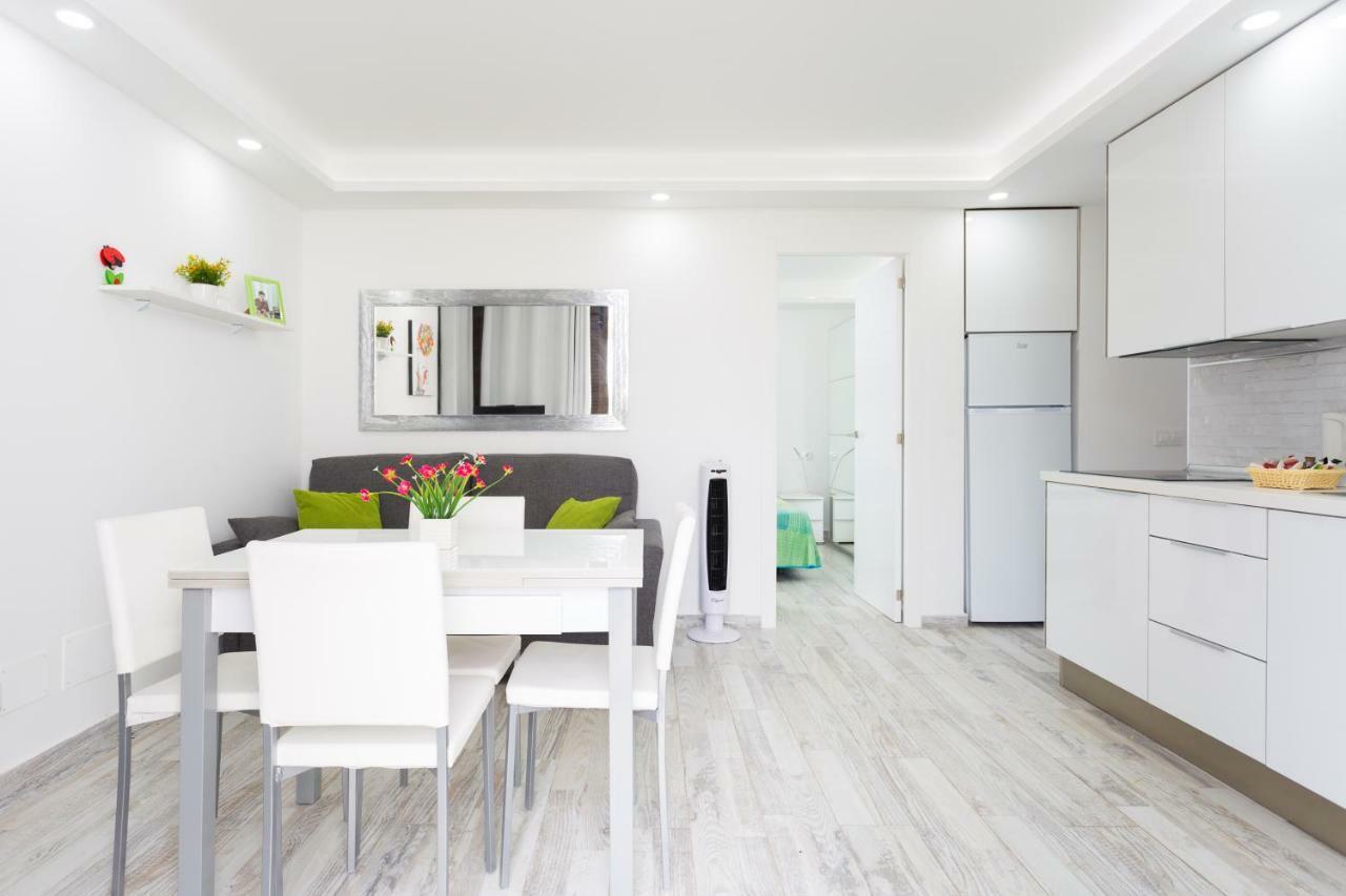 241 Quiet Bungalow With Terrace And Barbecue Playa de las Americas  Luaran gambar